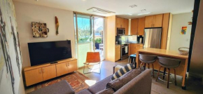 Tranquil Townhome in Downtown Neighborhood